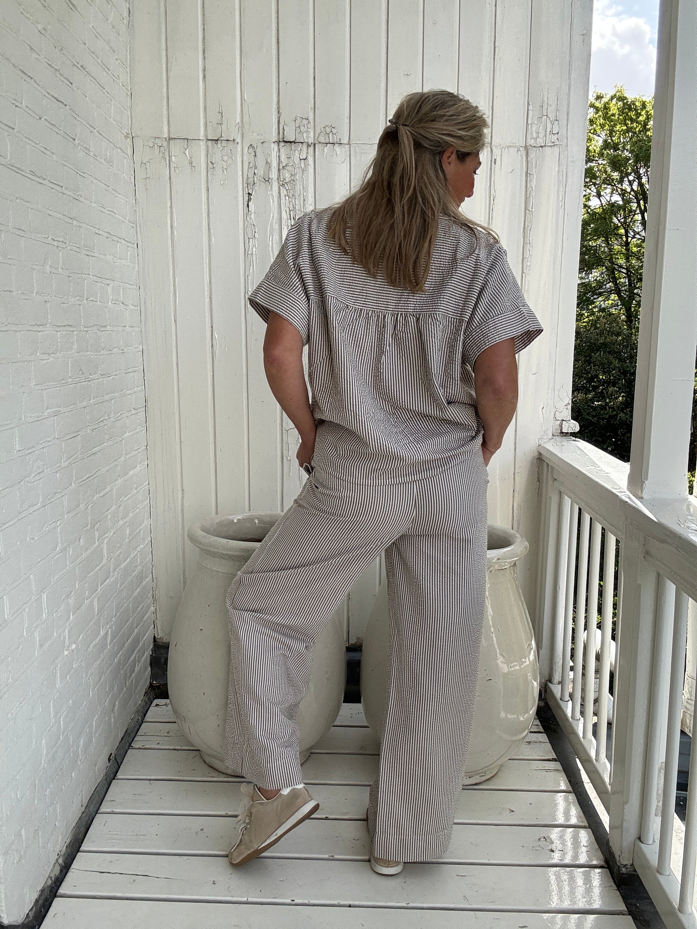 Top - KALEA V-NECK SS TOP - VILA - Image 7